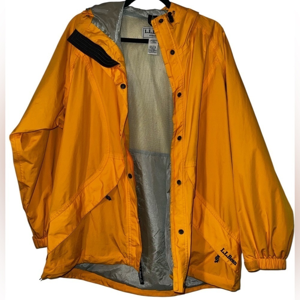 Vintage L.L. Bean Stowaway Parka
